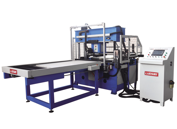 仿真花裁斷機(jī)/全自動橫移旋轉(zhuǎn)頭裁切機(jī) 仿真花裁斷機(jī)/全自動橫移旋轉(zhuǎn)頭裁切機(jī)